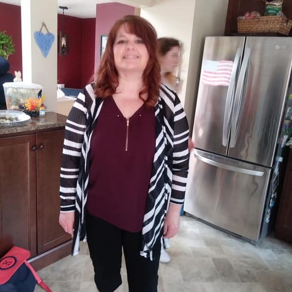 Meet your Posher, Karen - Picture 1 of 1